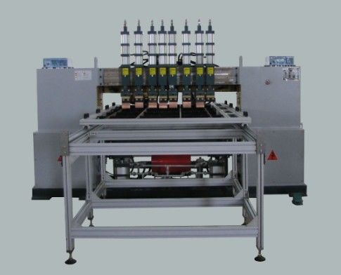 Metal welding production line for oven/microwave oven inner containers